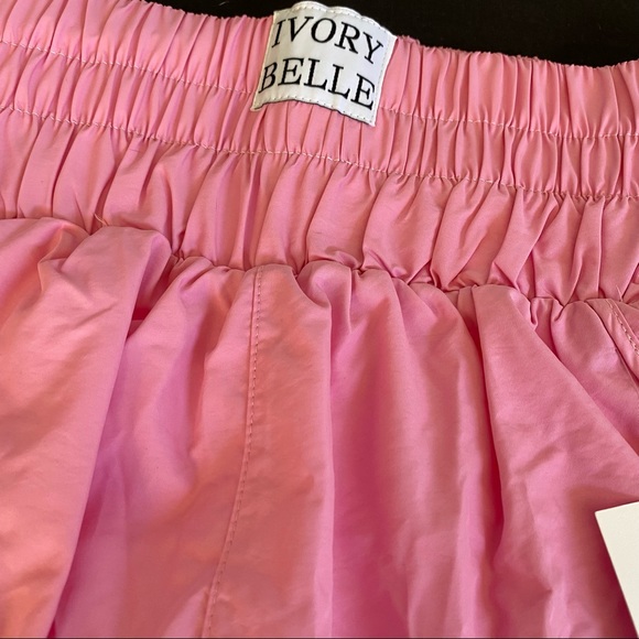 Ivory Belle Bubblegum Pink Everyday Shorts Size M - Picture 4 of 8